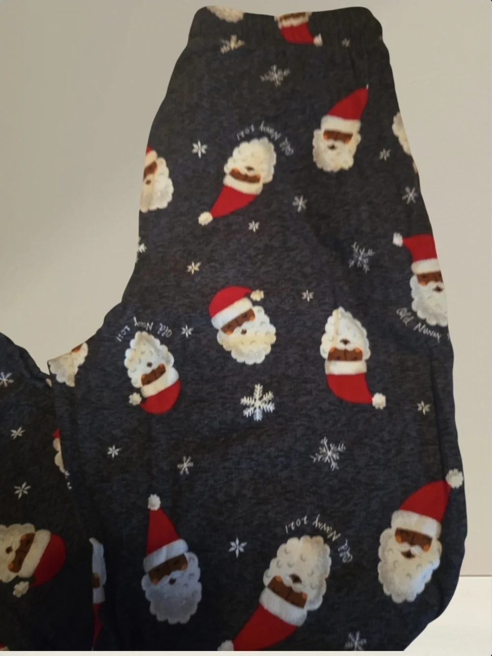 Old Navy Dark Gray Santa Print Lounge Pants-Size SM EUC